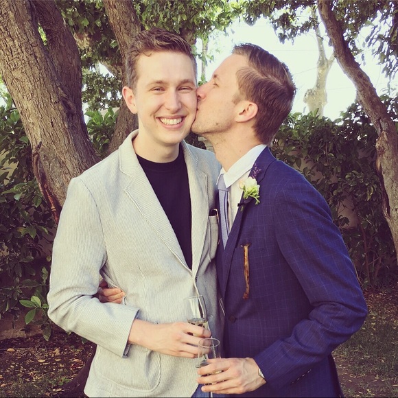 Meet your Poshers, Jim & Cody - Picture 3 of 3